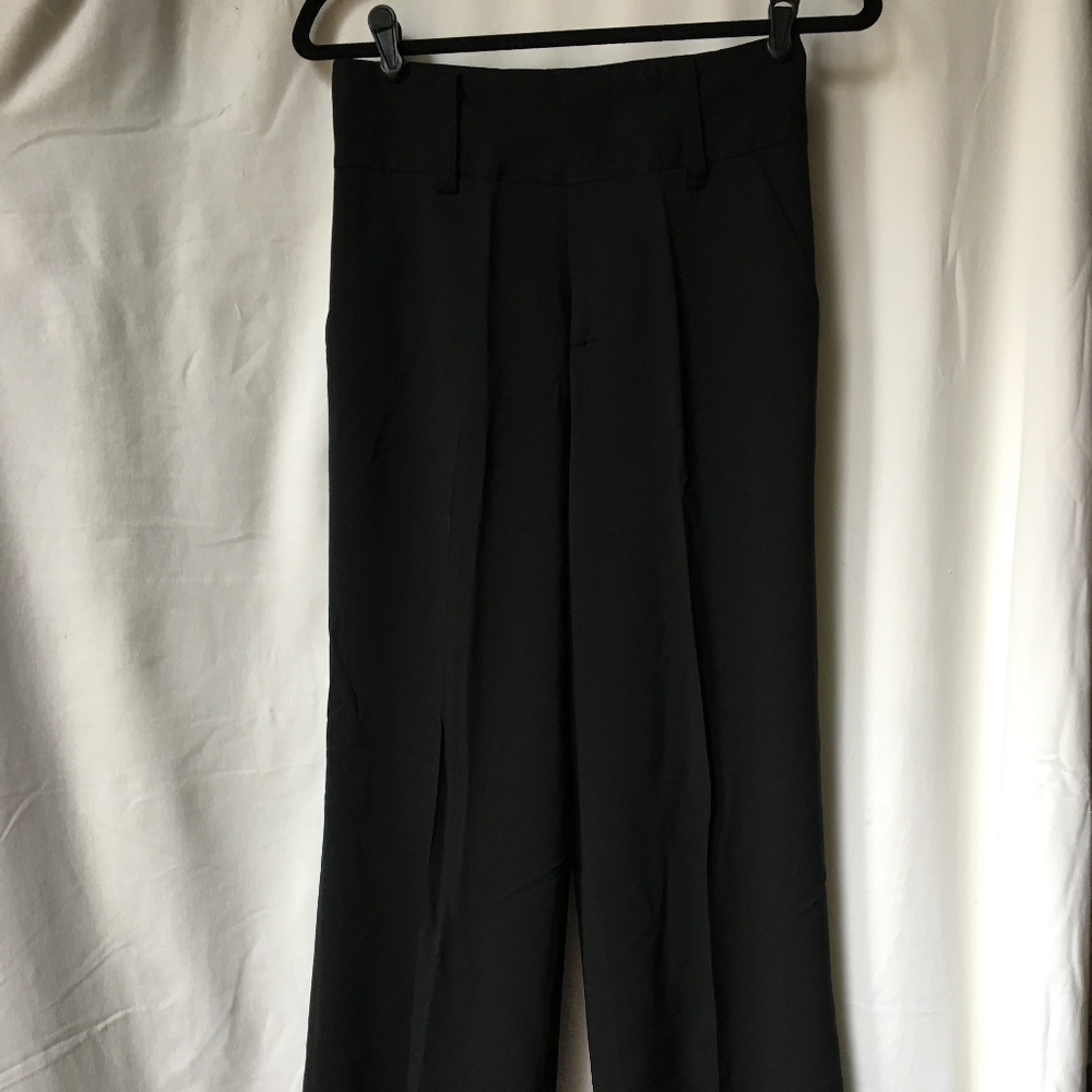 Alice and Olivia Black pants